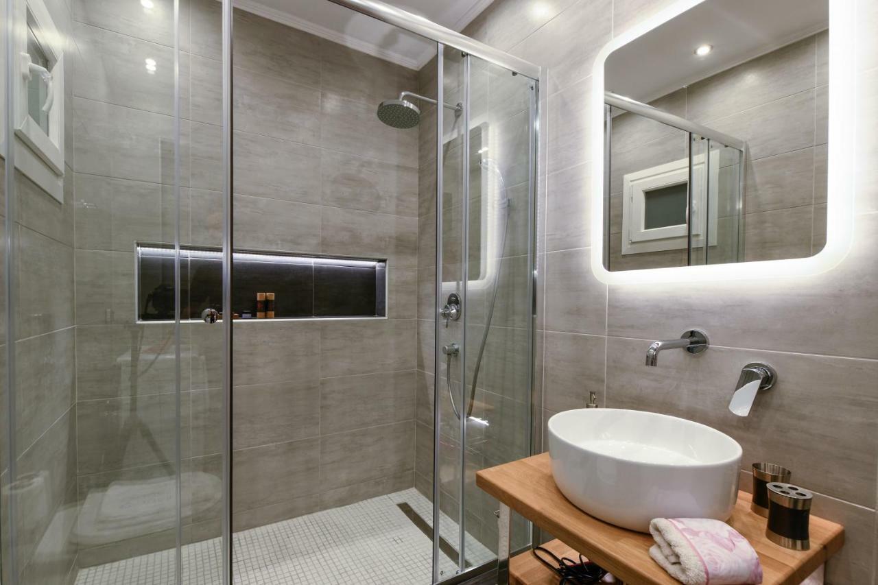 Adell Luxury Apartments Kavala Eksteriør billede